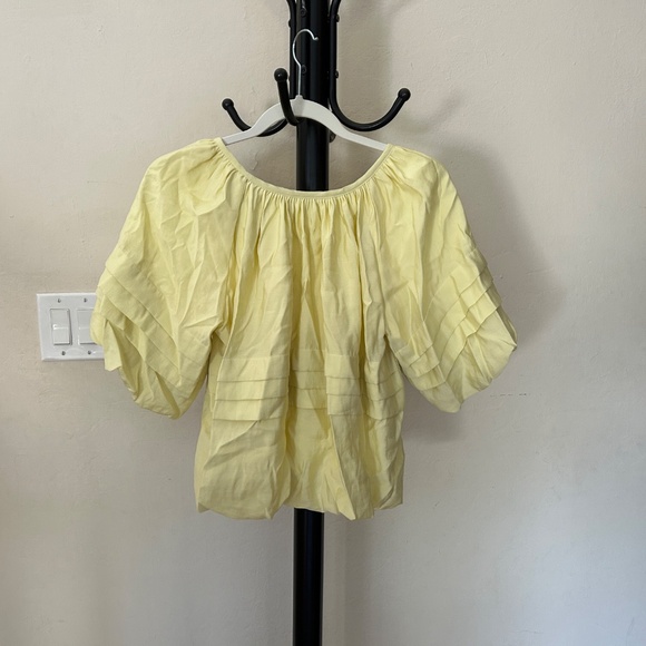 Yellow Loose Billowy Fit Elastic Hems Short-sleeve Blouse - Picture 3 of 8